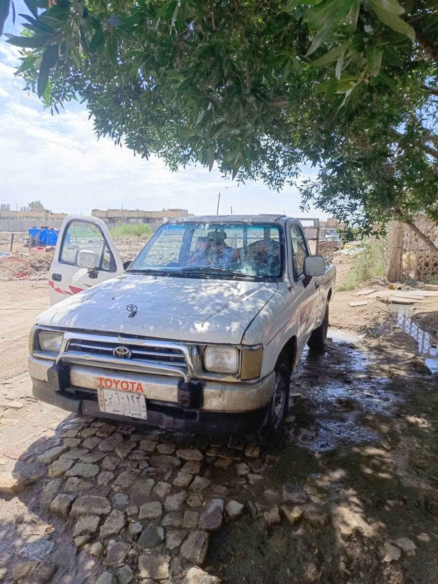 سلام عليكم بيك اب موديل 2000بسمي سنويه ل28محرك كير شاصي مكفول البدي شوف العين رقم بصره مكاني الشطره 40وبيهه مجال حداديه تخم تاير جاهزه *********** ناصرية, ذي قار

