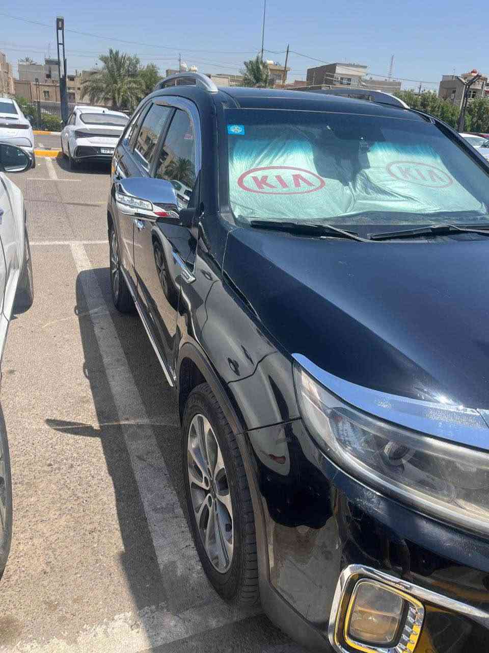 سورنتو ٢٠١٤ خليجي فول الفول بصمة بانورما ترحيب مري شفط غلق الجامات بالسويچ محرك ٦ سلندر بعده بالباكيت شاشة اصلية بردات ضررها جاملغ امامي عكس السايق مبدل بنفسه ومواصفاتها هواية ماشية ١٧٥ الف كيلو السيارة جديدة بمعنى الكلمة السعر ١٥٨ $ للاستفسار الاتصال على الرقم *********** بغداد, العراق
