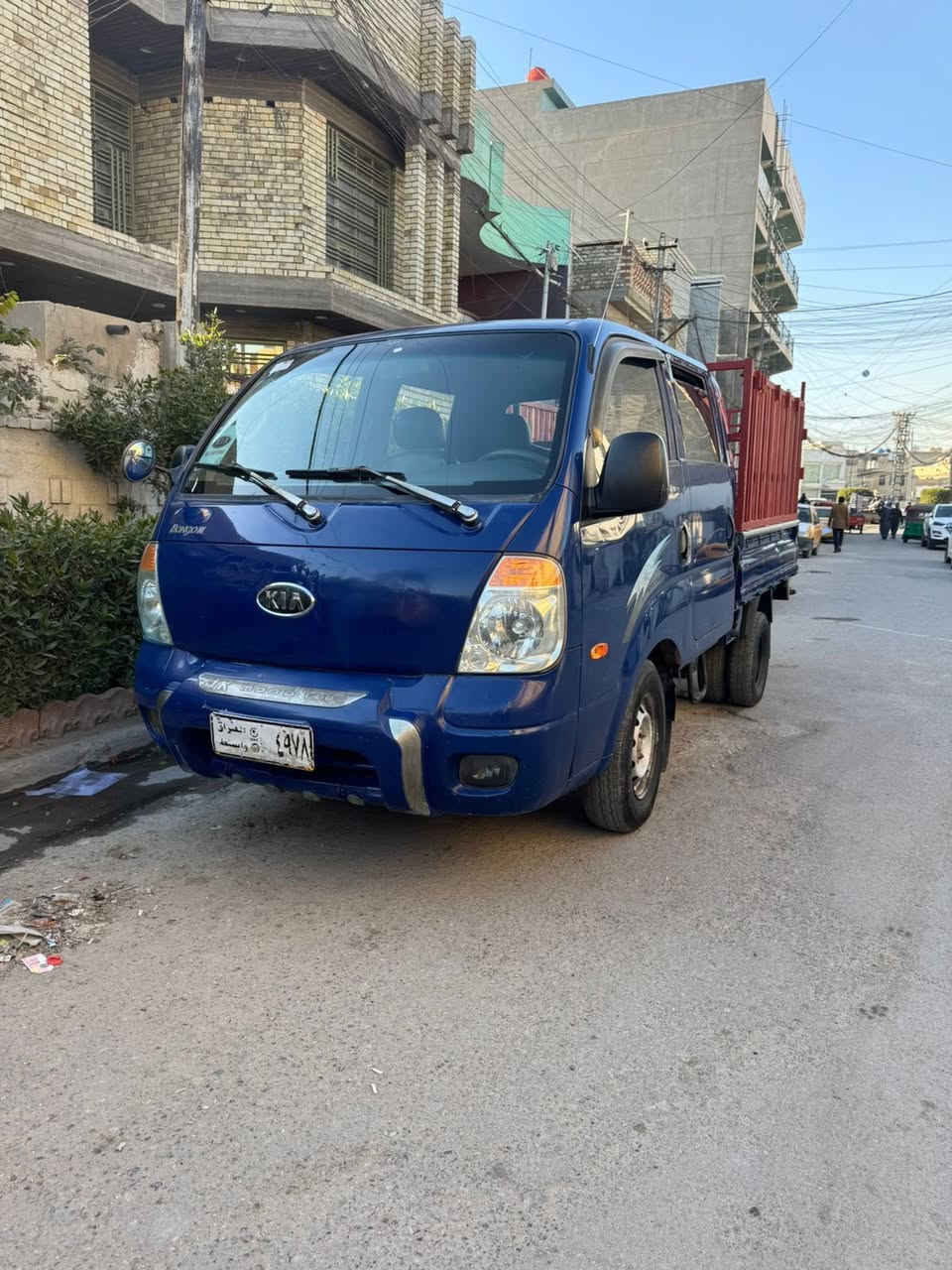 السلام عليكم
كيا دبل قمارة 
موديل 2007
مكينة 3000
رقم واسط اصفر تحويل ثاني يوم 
مكفولة مكينة وكير اكسل شواصي 
السيارة جاهزة بدون اي نقص 
السعر 84 وبيها مجال للشراي 
رقمي ***********
مكاني بغداد
