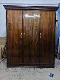 كنتور 3ابواب • مستعمل • رمادي صوفيه