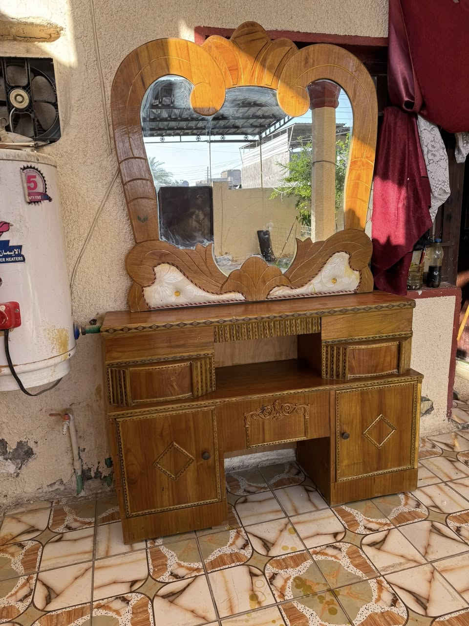 غرفه نظيفه السعر ٣٠٠ رقمي ***********
