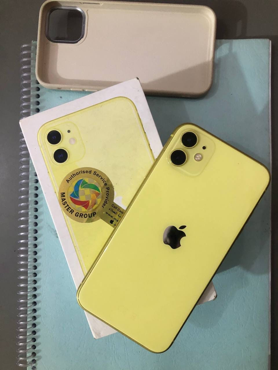 للبيع أو مراوس 11 عادي ماستر ماستر
بطاريه ٧٤. صرف زين بل شحن

 ذاكره ٦٤ 

جهاز جديد ومكفول  فيس أيدي كامرات شريحه كلشي شغال الجهاز تك شريحه وصيرله شريحه الكترونيه 

ملحقاته كارتونه ولزكه وكفر وكيبل 

مكان بغداد  الشراي يراسل ويدلل راسلوني  

أو اتصال أو واتساب  ***********
