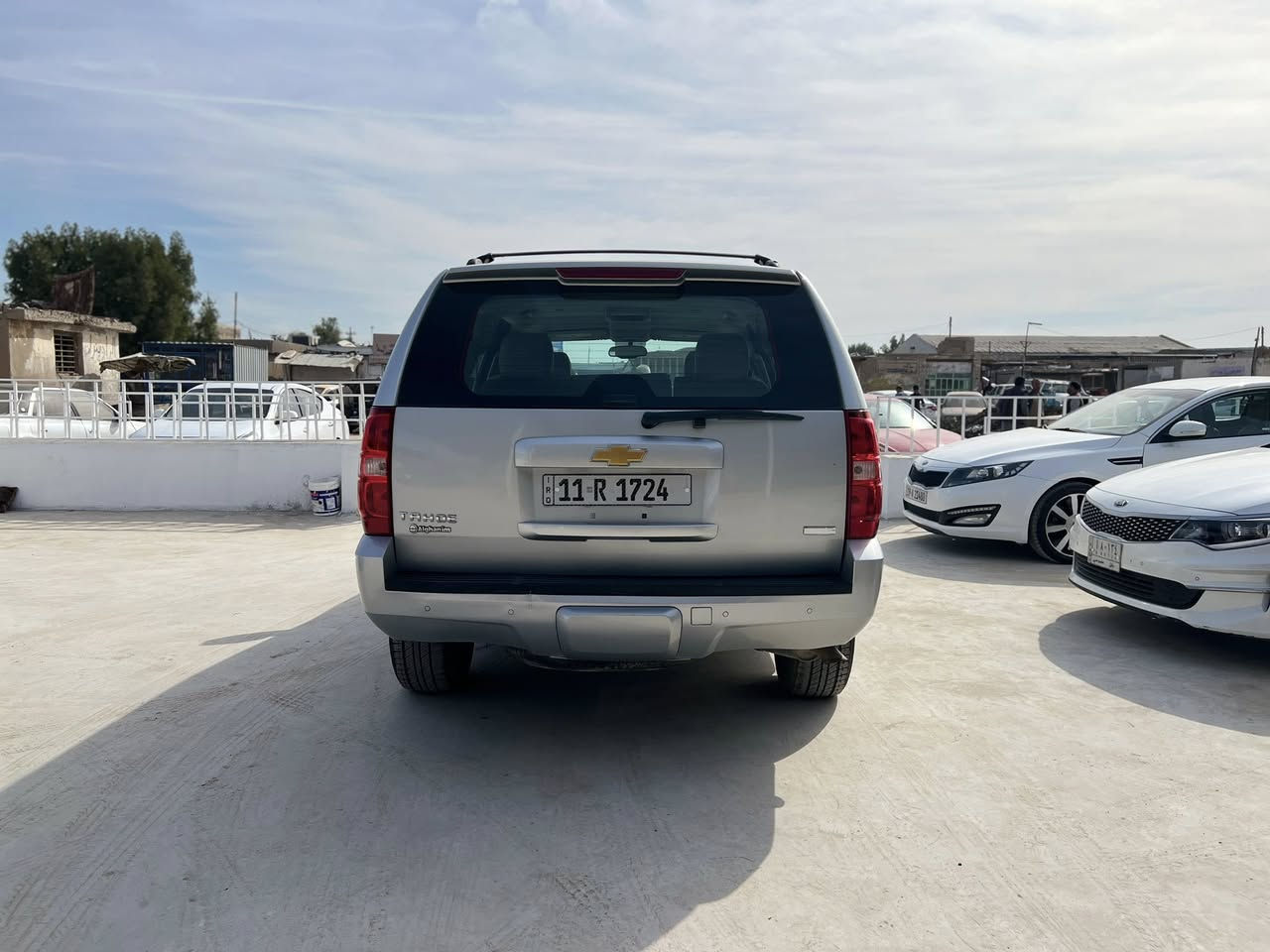 تاهو 2012 LT بتره خليجي مكفولة من الضربة والتبديل 
بارد بيها يم قبق البانزيل بسيط جداً 
رقم بغداد دولي 
ماشية 270 الف حقيقي 
245 وبيها مجال بسيط 
مكاني سماوة 
***********
