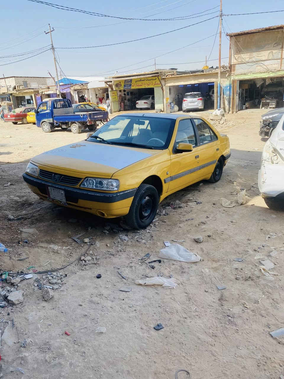 سلام عليكم بيجو لميس ٢٠١٦مكينه بيه خيط بخار كير فرنسي 
تبريد شغل حداديه جديده السياره جاهزه من كلشي 
مكفوله بيه بس تلگيط اخياسات بل دوس وربع الدواير 
مكان السياره الديوانيه سعره ٤٤وبيه مجال 
***********
