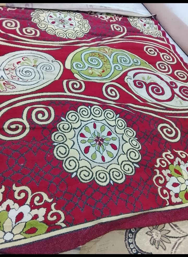 مفروشات مستعمله قليل وبأسعار مناسبه للاستفسار ***********
