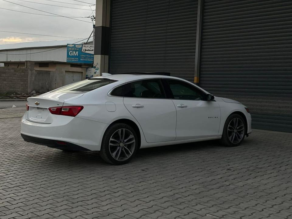 سيارة ماليبو ٢٠٢٣ ابيض اللون فول مواصفات بانوراما ويل ١٩ رياضي تخم إطارات جديد صار اسبوع دهن محرك كير جديد مبدل كهربائيات كير محرك بشرط سيارة جديدة مابيها نقص دينار واحد قطعتين صبغ بدون دواخل رقم سليمانية هزة وسنًية جديد مكان السيارة سليمانية للتواصل ***********
