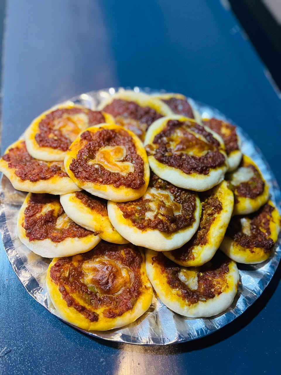 ماشاءالله الطعم والنضافه يمي وبس🙂‍↕️🔥
لحم بعجين ١٥ قطعه ب١٠ الاف
للحجز مراسله الصفحه
@إشارة


**إذا كنت صاحب هذا الإعلان وتريد حذفه لأي سبب، رجاءا أرسل رسالة إلى الدعم الفني**