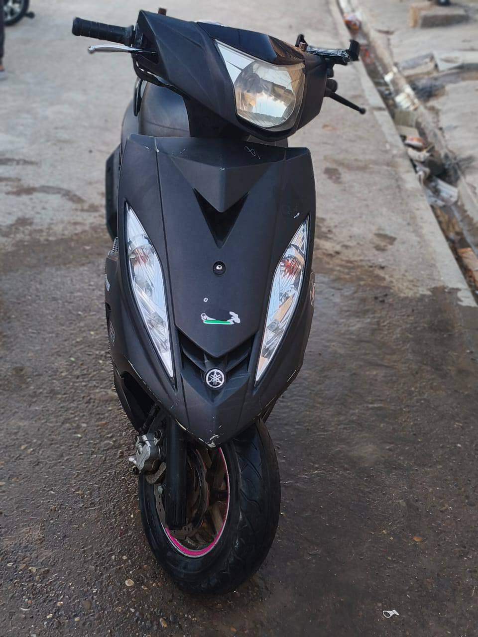 سلام عليكم دراجه للبيع جي تي ار مكفوله كفاله عامه دراجه مال رمبه صار الها شهرين من نازله سعر مليون وخمسين مكان بغداد المعامل العماري ***********
