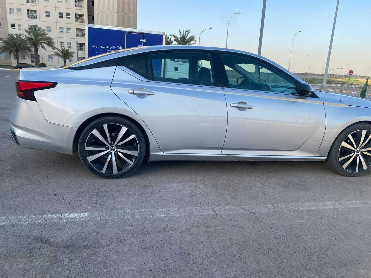 التيما موديل 2020
فئة SR
بصمة تشغيل
تشغيل عن بعد
شفتات سرعة
كاميرا 
نقطة عمياء
تحديد سرعة
رادار امامي 
رادار جانبي  
حادثها جامغ و بنيد مبدلات بدون دواخل 
صورة السونار مرفقة بالصور 
رقم بغداد الانكليزي بأسمي
السعر  ١٤٠ ورقة
مكاني بغداد مجمع بسماية 
***********
