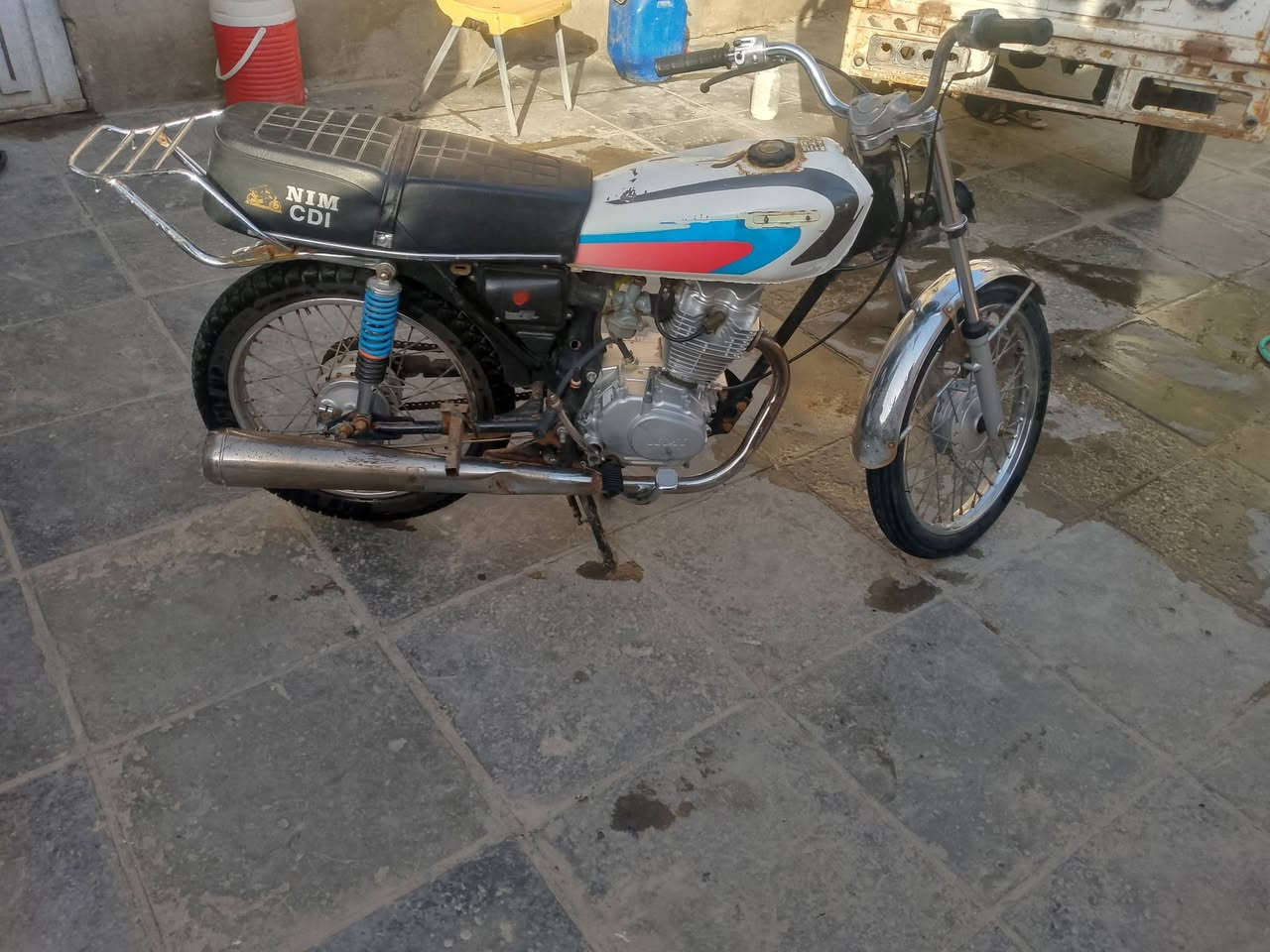 سلام عليكم دراجه نامه شلامجه بلاد كلك كلك بليته بيه ورقم شاصي موجود مفتوحه بستم فقط مديل 23سعر 350وبيه مجال بصيط مكان ناصري مركز اليرده هذا رقمي ***********
