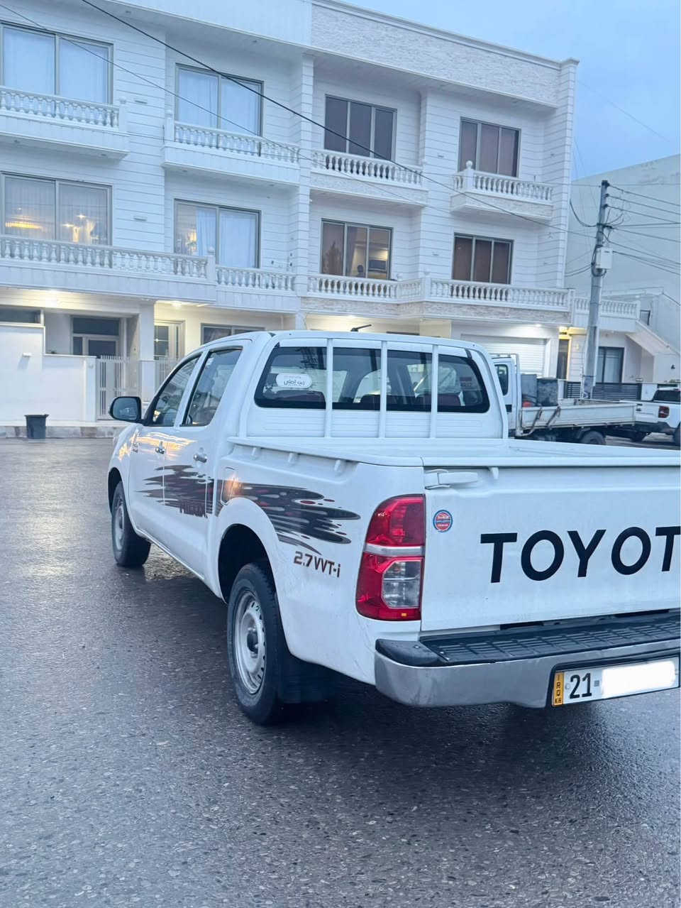 تۆیۆتا مەرزیەی ٢٠١٢ مانگی ٧

زۆر لۆک و نمونەیە
تەنیا ١١٥ هەزاری حەقیقی ڕۆیشتووە

پارچە ڕەشە لەسەر ساغی
بۆدی بیلادە بێ بۆیاغ

سەیارەکە وەک شەریکە ماوەتەوە
نمونەیە لە جوانی و پاکی 
گێڕ و مەکینە و هەموو شتێکی بەشەرت

ڕەقەم و سەنەوی تازە تا ٢٠٣٠

0750-121-0368
————————- رانية, السليمانية
