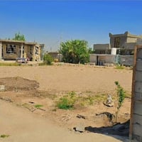 ٣ دوانم • واجهة ٤٠م • بيت ٣٥٠م طابوق حديث