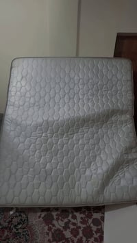 سرير • مجال • غرفة اخشاب