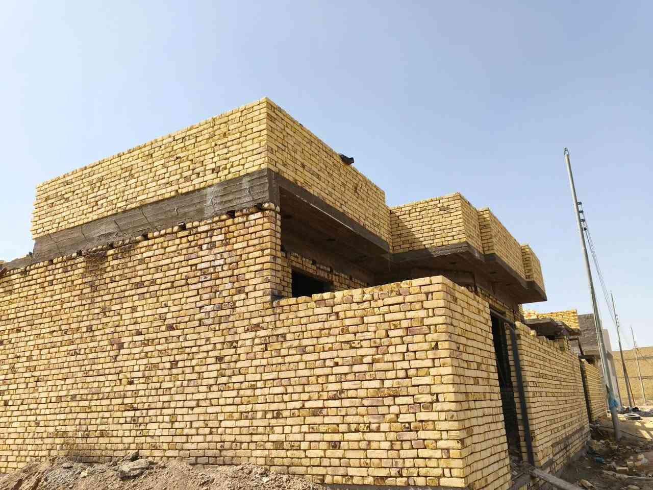 خلف بناء متفرغ حاليا 
شغل درجة اولى 
***********
