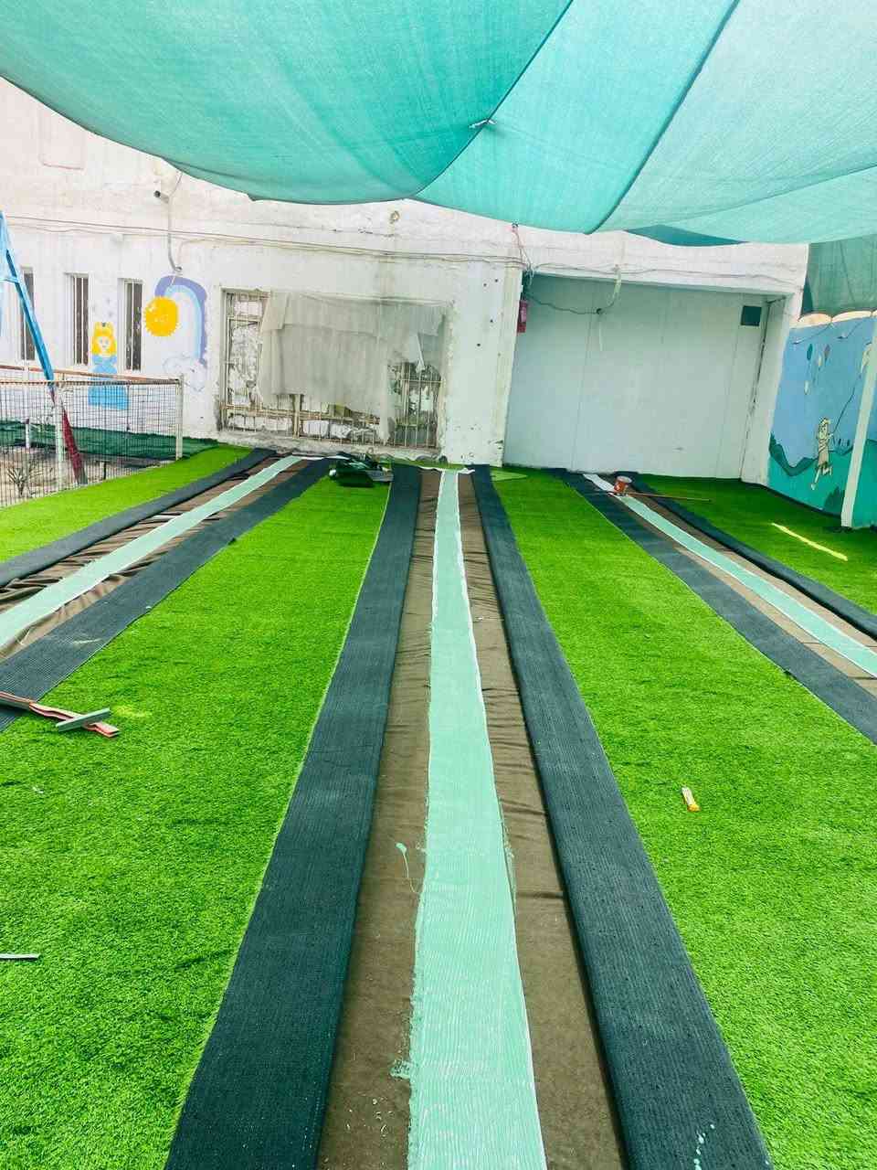 جانبٌ من أعمال شركة الرضوان لإنشاء وصيانة الملاعب الرياضية
في محافظة ذي قار – الناصرية
تنفيذ وتجهيز عشب اصطناعي منزلي بأعلى جودة ومواصفات حديثة.
نعمل في كافة المحافظات العراقية
بخبرة وكفاءة تضمن لكم أفضل النتائج.

للتواصل ***********
