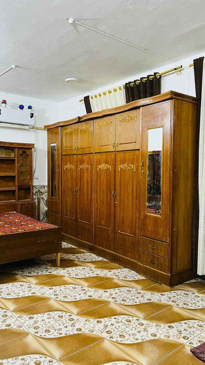 للبيع غرفه مسرح عراقي نظافه فول السعر850بيها مجال العنوان الرمانه للاستفسار*********** واتساب

