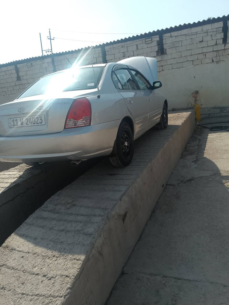 سلام عليكم النترا موديل 2004 رقم بغداد انكليزي وارد امريكي مصبوغه عام لجماليه تخم  تاير كير مكينه كله مكفول مكاني ديالى الخالص الاستفسار عل هاذ الرقم ***********
