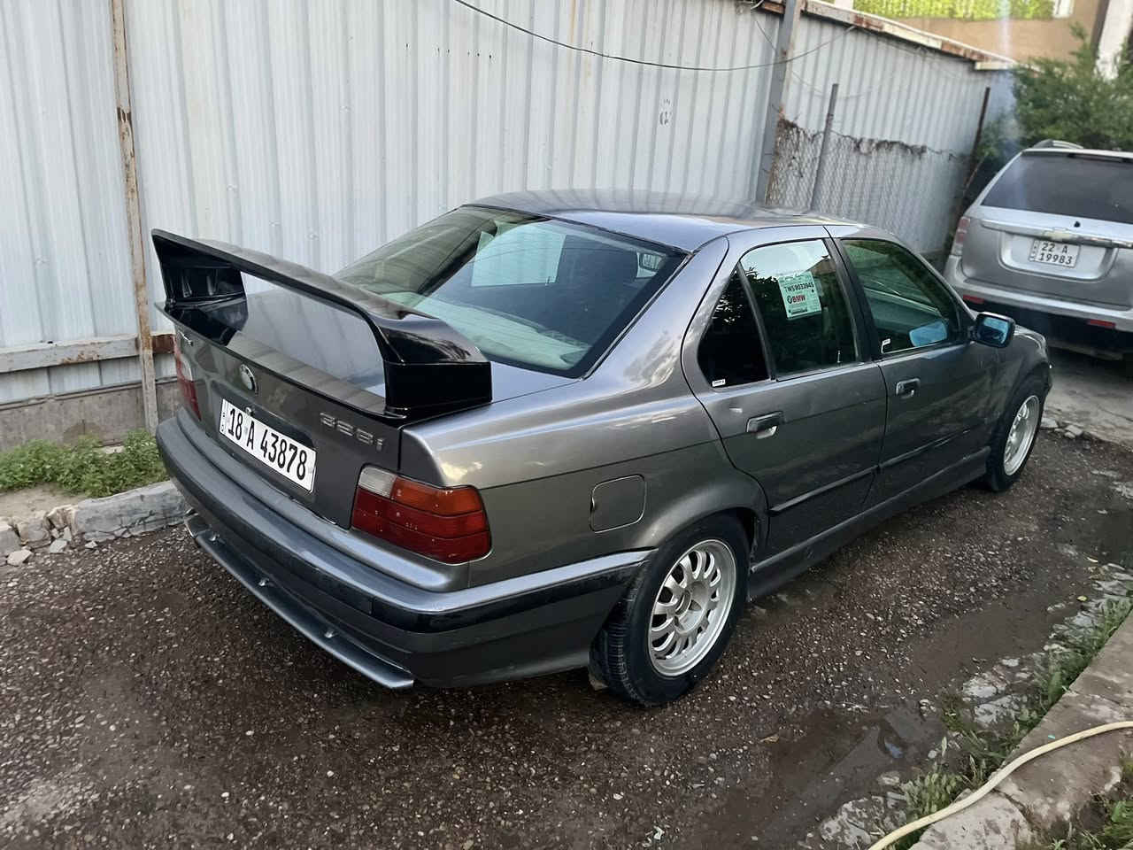 BMW  E36   موديل 1990
السياره  محركه 6 سلندر تك فانوص 
كير ZF نمره طويله
 
سعره ٤٣ وبيه مجال 
بغداد السيديه 
***********
