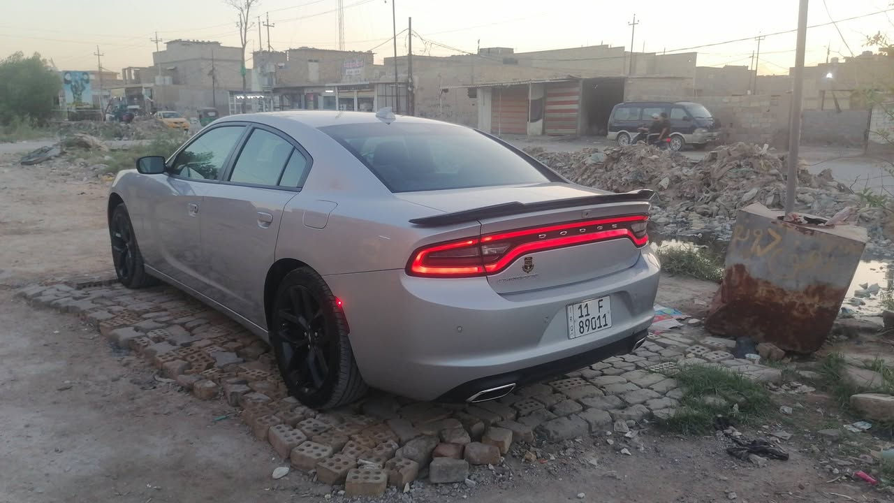 السلام عليكم شباب جارجر للبيع موديل 23 اصل باسمي تحويل مباشر سياره حلوه وكل الجديده ماشيه سياره  ماشيه 27 سعر 225 وبيها مجال للشراي بيع فقط بدون اي مراوس سياره خير من الله ***********
