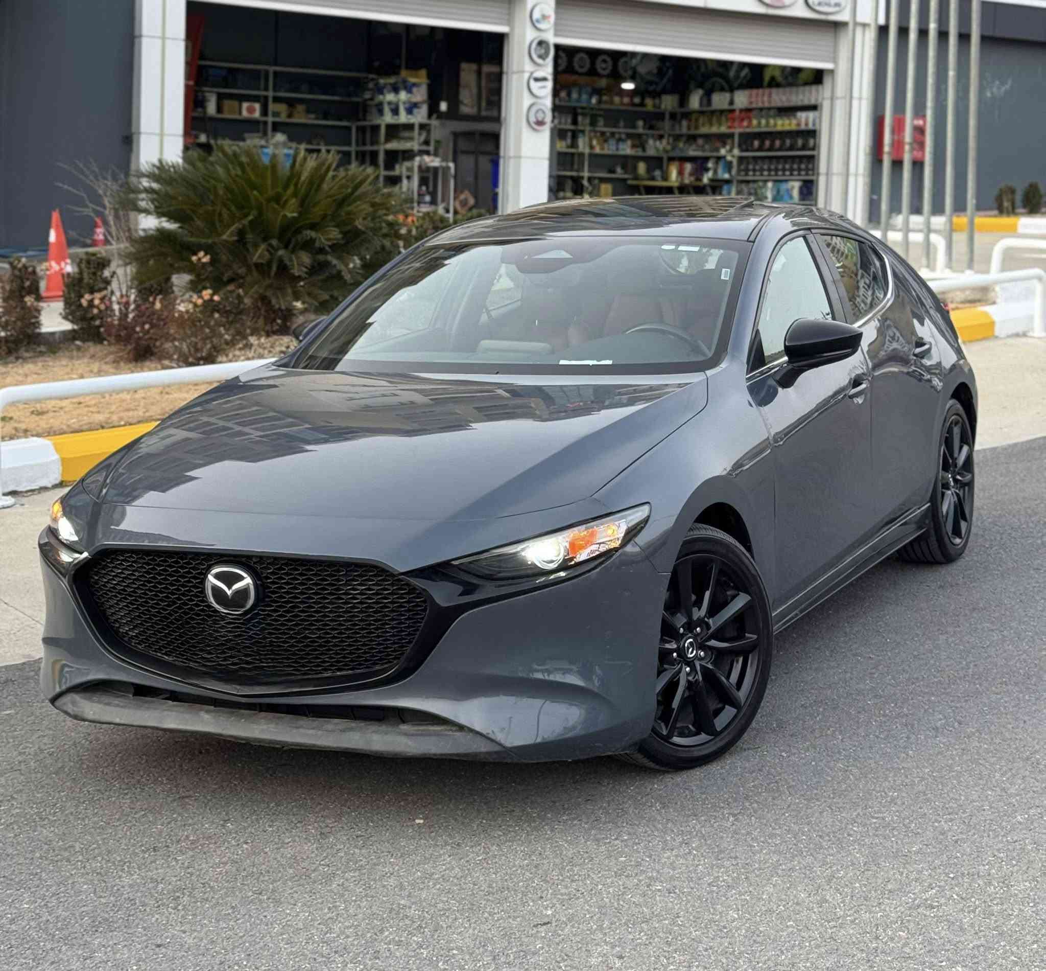 𝐌𝐚𝐳𝐝𝐚 𝟑 𝐇𝐚𝐭𝐜𝐡𝐛𝐚𝐜𝐤 2024
٠۷۷۱۲٦٦۲٠٠۱
مازدا ٣ ٢٠٢٤ هاچباک
‎ره نگى چيمه نتوى 
‎سلاید - کوشن جلد - لایت لید - بەگلایت لید - کامێرا - کوشن کارەبا - گێچ ئلکترۆنی - ڕاداری کامل - اوتو هولد - برێک کارەبا -  - کوشن خەزن 
‎- كوشن كاره باي - كوشن و سوكان هيته ر -خه تى جاده 
‎- ٢پارچەی بۆیاخە ٢ پەلە ساردی هەئو بێ ناوگرتن
JM1BPBLM5R1709674
‎۱۳٦ گەلاو مەجال 
٠۷۷۱۲٦٦۲٠٠۱
