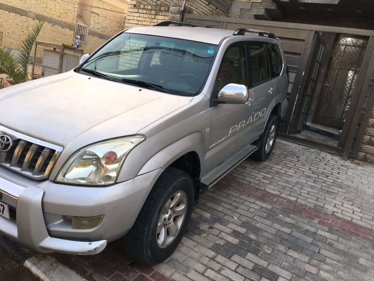 سلام عليكم
ابرادو 2007 خليجي وكاله الساير  4 سلندر 2700 
رقم ديوانيه دفع رباعي 7راكب 
بيه 3 قطع صبغ بدون دواخل وبيه جراد بسيط 
محرك وكير ممتاز حداديه 90‎%‎ تبريد ثلج 3 قطع مركزي 
سعر 128$ وبيه مجال مكانه كربلاء رقم موبايل ***********

