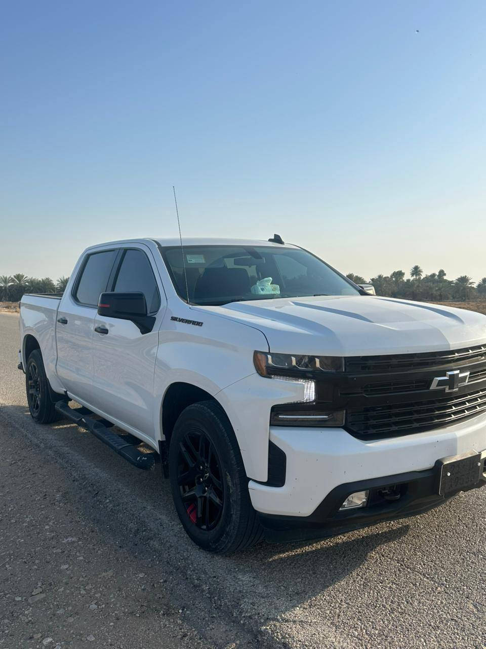 سلفادور للبيع موديل 2022 وارد امريكي بدون حادث كلين كفاله عامه
ماشيه ٩٠ حقيقي محرك ٨ استندر رقم سليمانيه مانقص برغي السعر ٢٨٠ وبيه مجال للاستفسار 
***********
