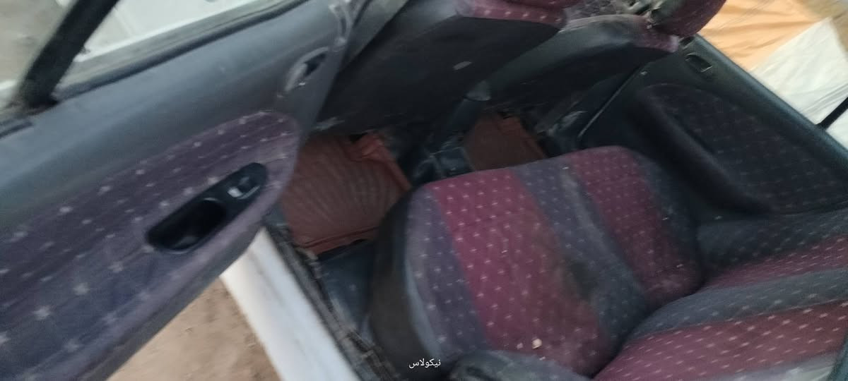 للبيع كيا سيفيا .... محرك جديد رقم أنبار سعر27بيها مجال حداديه 80%  مضخه باور بيها صوت باقي كفاله...  رقم الهاتف ***********
