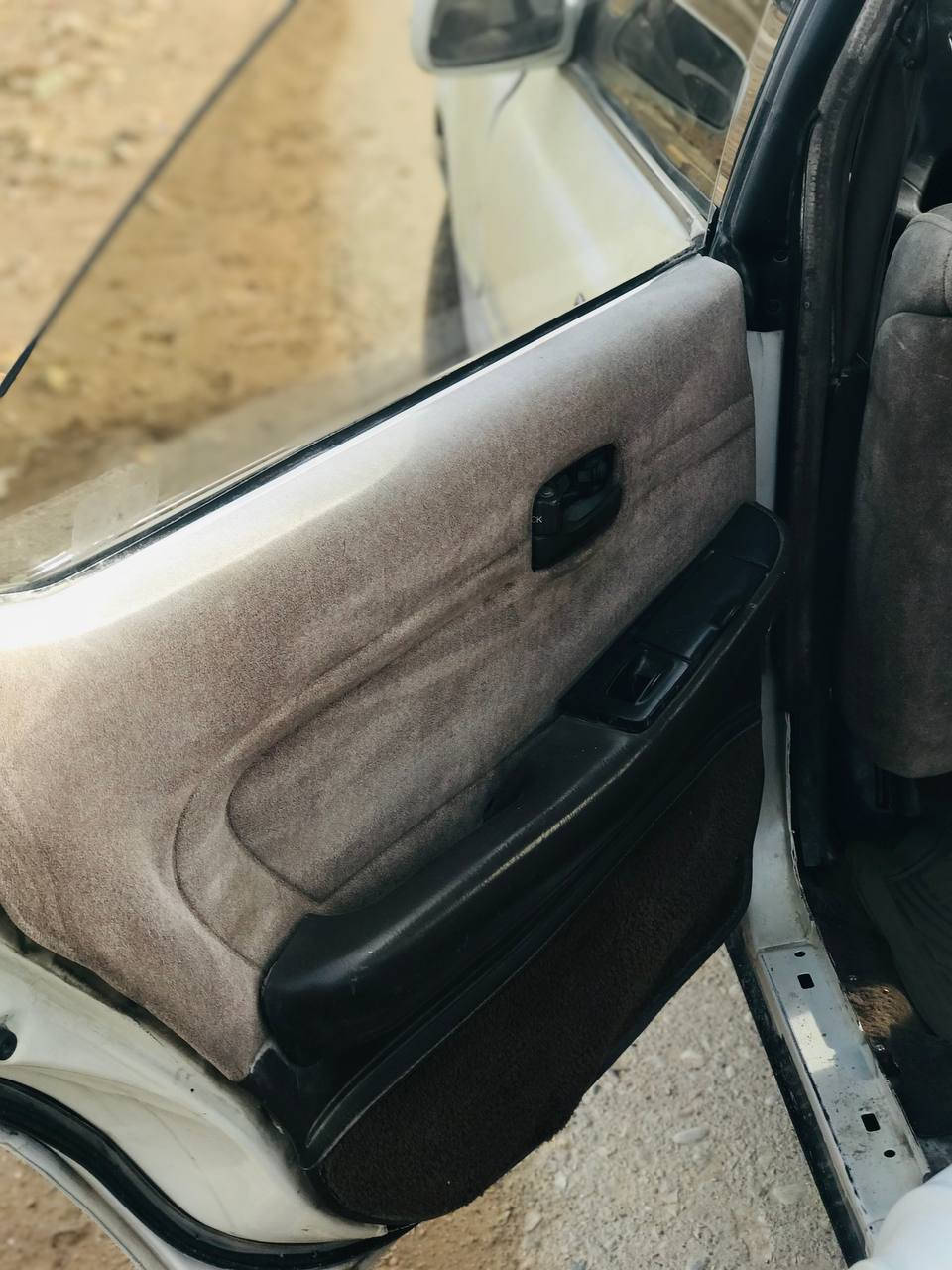 سلام عليكم مارك للبيع رقم ديالئ تحويل مباشر كير مكينه بطه ثنين ونص مكفوله من كص ونقل وعيب شرعي تخم تاير كهربايات زينه حداديه نضيفه سياره جاهزه مكاني بغداد 
السعر 25 وبه مجال كلش بسيط 
***********
