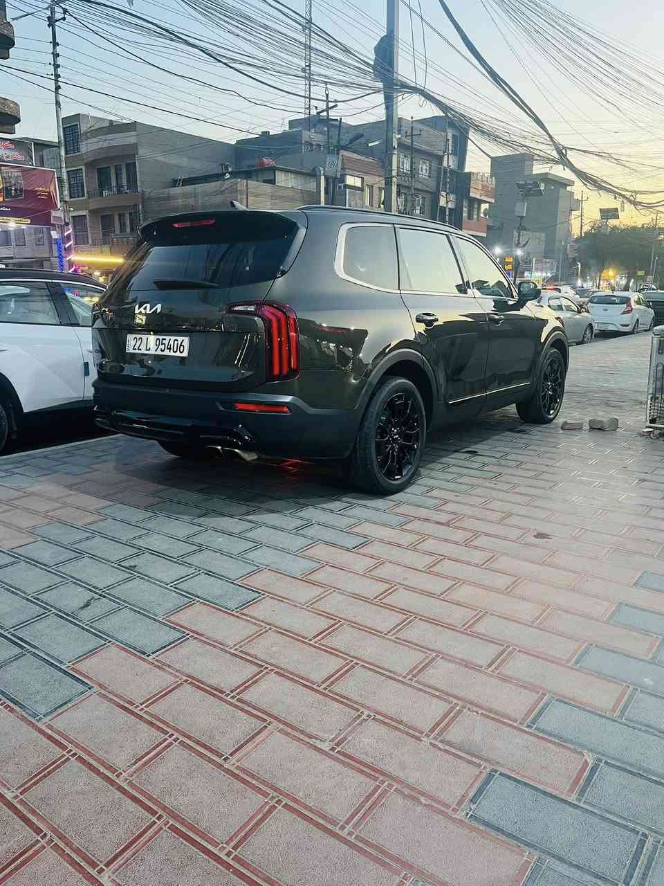 السلام عليكم 
كيا تيلورايد 
مديل 22
Vip
فول الفول 
لون قهوائي 
حادث فقط  جاملغ ايسر 
السعر مناسب 
265 وبيهه مجال 
مكاني كاظميه 
***********
