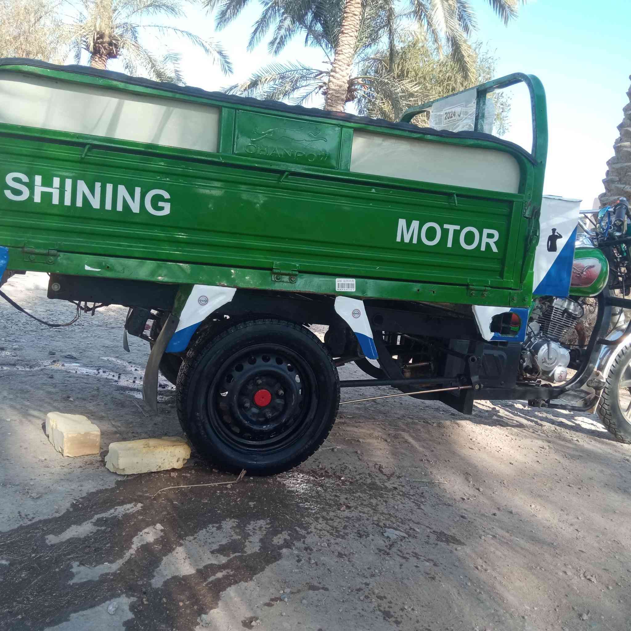 سلام عليكم ستوتة للبيع موديل 2020 مكينه 2025 اوراق اصولي السعر واحد و600 وبيها مجال للشراي العنوان بابل الدبلة وهذا رقمي ***********
