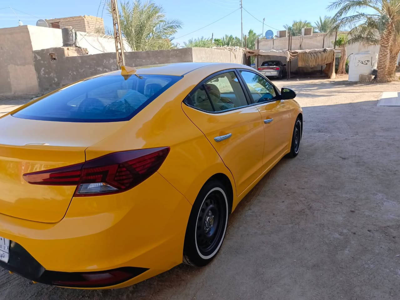 النتره 20وارد امريكي مواصفات نص فول مكينه الفين دوش ظربته مبدل بنيد فقط وشبر مقدمة القماره رقم ذي قار دولي. المكان سوق الشيؤخ
*********** سوق الشيوخ, ذي قار
