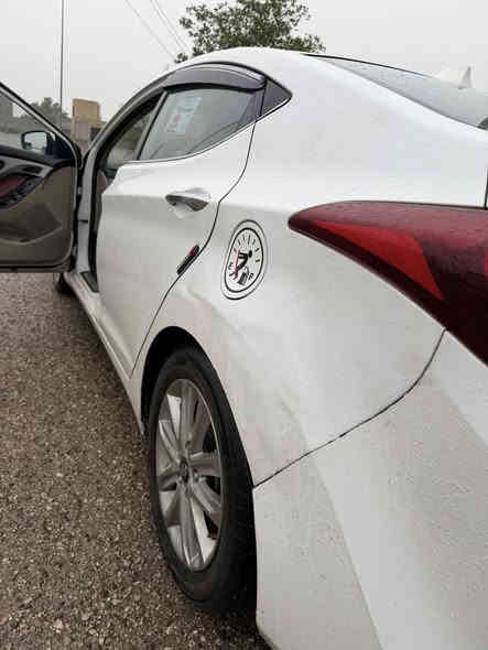 السلام عليكم
النترا خليجي موديل 2015
السياره فول عدا البصمه 
مكفوله من الضربه والصبغ والتبديل
تخم تاير جديد وحداديه إماميه وخلفيه 
بيها بارد فقط السونار موجود وي الصور
مكينه 1800 دوش ماشيه 224 
رقم بغداد بسمي مداور ثاني يوم
السعر 134وبيها مجال بسيط 
ترهم مراوس بسيراتو أو أوبتيما 
مكان السياره السماوه المركز
للأستفسار أكثر ***********
