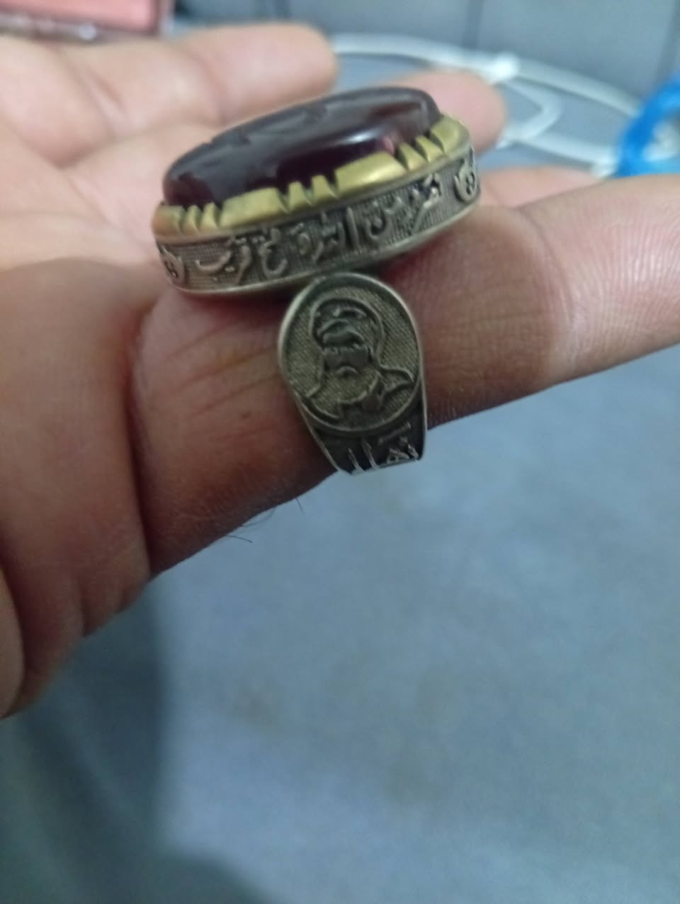 سلام عليكم عندي هذه عقيق يماني اشتريته قبل عام ومالبسته اريد ابيعه


**إذا كنت صاحب هذا الإعلان وتريد حذفه لأي سبب، رجاءا أرسل رسالة إلى الدعم الفني**