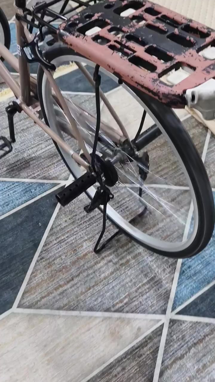 السلام عليكم بايسكل للبيع
الون:الصحراوي مديل ٢٠سعر ١٧٠ بيه مجال 
نجف حي جزيرة غراضه كلهن كاملات من جك للجاملاخات معه كاسح ودواسات ١٧٠ بيه مجال 
لي يريد لبايسكل يراسلني خاص واني خادم  
اكو فيديو بل صور


**إذا كنت صاحب هذا الإعلان وتريد حذفه لأي سبب، رجاءا أرسل رسالة إلى الدعم الفني**