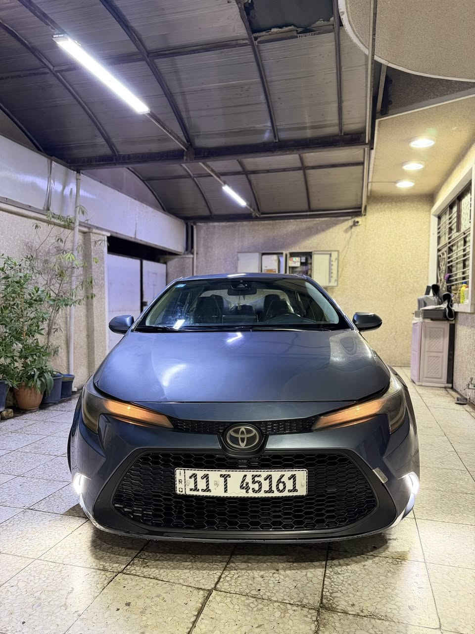 كورلا وارد امريكي Le موديل ٢٠٢٠
رقم بغداد باسمي تحويل مباشر
حادث طخات بسيطه بدون دواخل بدون ايرباك بدون تبديل اي قطعه 
مكان السياره بغداد حي اور 
السعر ١٣٣ ومجال بسيط
***********
