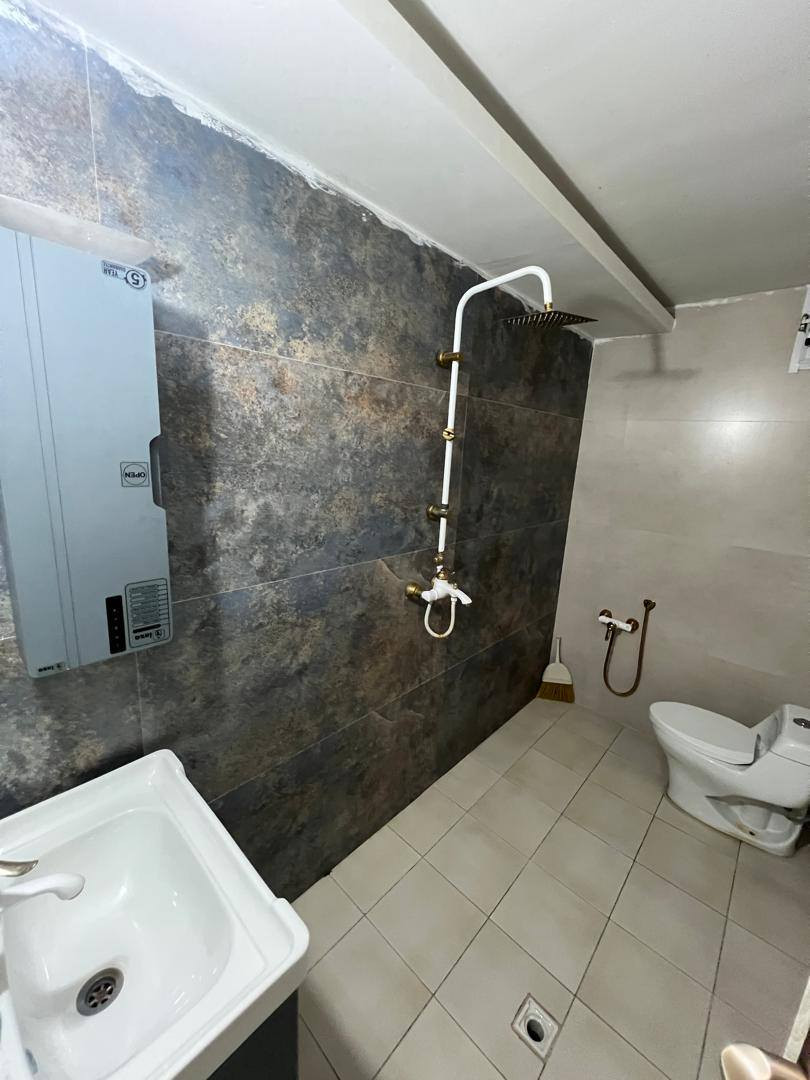 دعوة ملكيّة للسعادة… مع أيكور في مشهد
للعوائل التي اعتادت أن تكون في الصف الأول،
ولمن ترى في السفر فنًّا يُعاش، لا رحلة تُحجز ✨
مع  نفتح لكم أبواب تجربة استثنائية،
حيث الخصوصية عنوان، والهدوء أسلوب،
والتفاصيل صُممت لتليق بذائقتكم الرفيعة 🌿
✈️ طيران ذهاب وعودة
🗓 إقامة ملكيّة: 5 أيام / 4 ليالي
🏡 مزرعة خاصة جدًا – مخصصة حصريًا للعوائل
👨‍👩‍👧‍👦 عدد محدود من 4 إلى 6 أشخاص
لضمان أعلى درجات الراحة والخصوصية
💎 قيمة التجربة (نقدًا):
425,000 دينار عراقي للفرد الواحد
💳 امتياز التقسيط الملكي:
53,000 دينار شهريًا
لمدة 10 أشهر
🔐 هذا الامتياز متاح حصريًا لأصحاب ماستر كارد الرافدين
✔ بدون حجز البطاقة
✔ بدون أي مستمسكات
✔ استقطاع إلكتروني راقٍ وسلس
🌸 رحلة لا تُعلن… بل تُمنح
ذكريات تُصنع بهدوء،
وأوقات تُعاش بفخامة،
لأن عائلتكم تستحق ما هو أرقى دائمًا 👑
📩 المقاعد محدودة – القبول للنخبة فقط
الديوانية/أم الخيل، مقابل مؤسسه الشهداء  الجديدة، قرب هيئة الحج والعمره
📱 هاتف موظف الحجز: *********** (واتس)

 
 *********** واتس فقط 

#Aykor_Royal
#دعوة_ملكيّة
#سفر_النخبة
#عطلة_ملكيّة
#خصوصية_مطلقة
#فخامة_العوائل
#رحلات_مختارة
#ذوق_رفيع
#سفر_بمستوى_ملكي
#العائلة_أولاً
