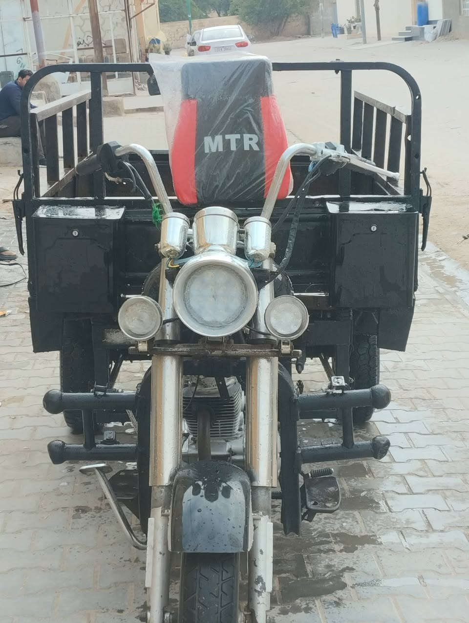 سلام عليكم ستوته الفين 2013 البيع نجف حنون وراق وكيل صولي كلشي شغال ماعازه شي سعر واحد وربعميه مجال قليل تصاب عرقم. ***********
