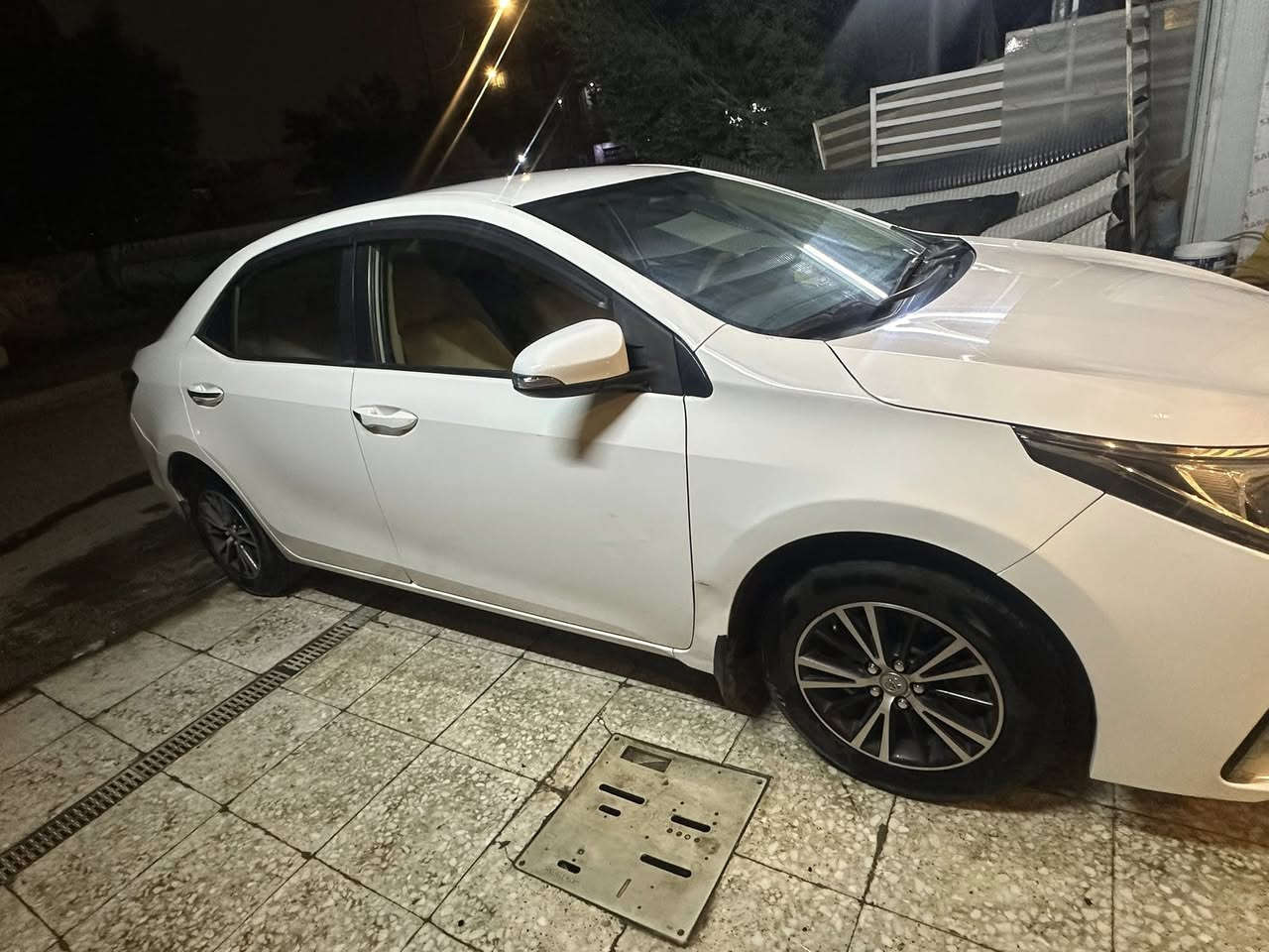 سلام عليكم كورلا ٢٠١٩خليجي ماشيه ٩٠الف بيه ضربه جاملغ خلفي ومصبوغ سياره جديده رقمه بغداد عنوان شارع فلسطين السعر 147رقم تليفون ***********
