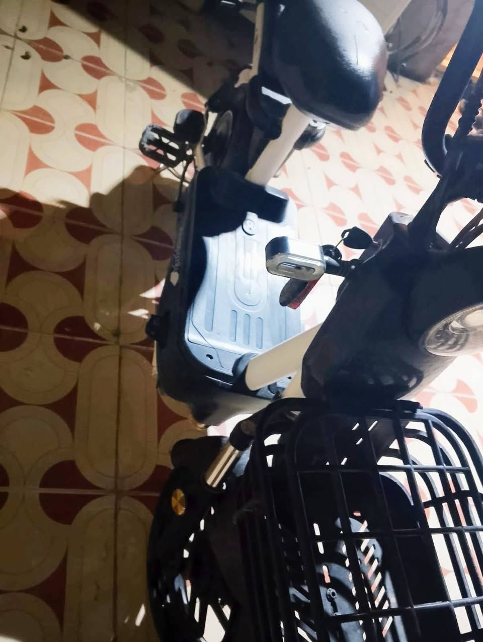 دراجة شحن للبيع بطارياته ماصاله شهرين من بدلته  تفاصيل وسعر خاص


**إذا كنت صاحب هذا الإعلان وتريد حذفه لأي سبب، رجاءا أرسل رسالة إلى الدعم الفني**