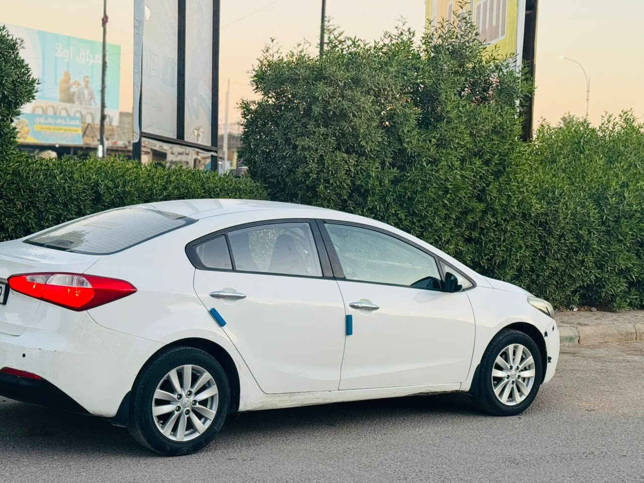 السلام عليكم
سيراتو لبيع
مديل 2015
سياره مكفوله من الصبغ والتبديل بيه دحجه بارد فقط
رقم انكليزي ذي قار 
السعر ١١٣ وبيه مجال 
مكان السياره السماوه الاستفسار ***********
