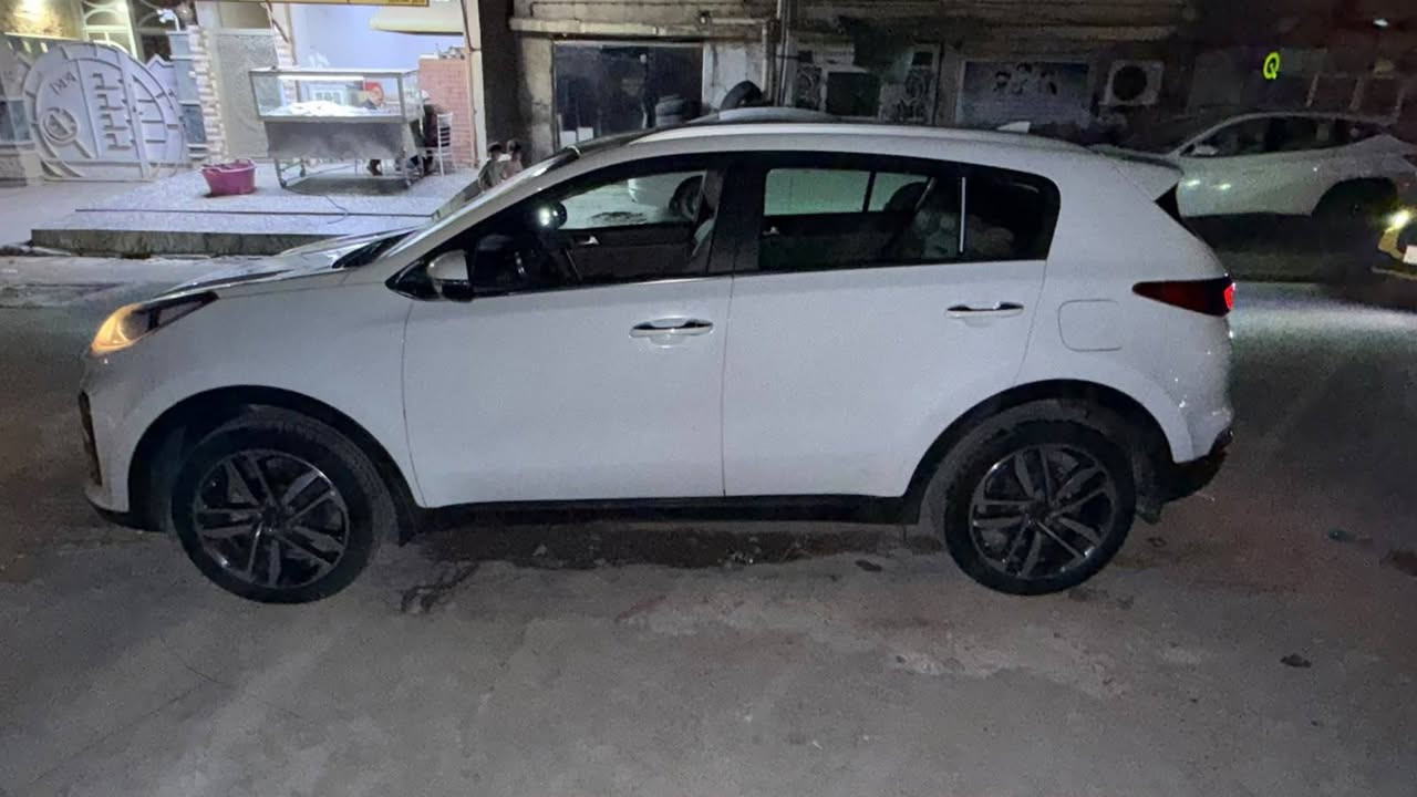 🚗 للبيع | كيا سبورتج 2020 وارد خليجي

سيارة نظيفة جداً، استخدام شخصي وخفيف (من البيت للدوام)،

⚪ اللون: أبيض
🟤 الداخل: بيجي
🔹 الموديل: 2020
🔹 الوارد: خليجي
🔹 المحرك: 2000 CC
🔹  121,387 كم

✅ محرك شرط
✅ كير شرط
✅ شاصي وحدادية سليمة
✅ فحص موجود
✅ تشغيل بصمة (Smart Key)
✅ شاشة لمس وكالة
✅ كاميرا خلفية وكالة
✅ حساسات أمامية وخلفية وكالة
✅ ستيرن كونترول
✅  وياله وكالة
✅ مكيف ثلج ❄️ وتدفئة 🔥
✅ تايرات جديدة
✅ داخلية نظيفة جداً وخارجية مرتبة

بغداد - الحرية 
السونار مرفوق وي صور السياره
💰 السعر: 210$ وبيها مجال بسيط حگ الجيه

📞 للاستفسار: خاص أو 
 واتساب: ***********
