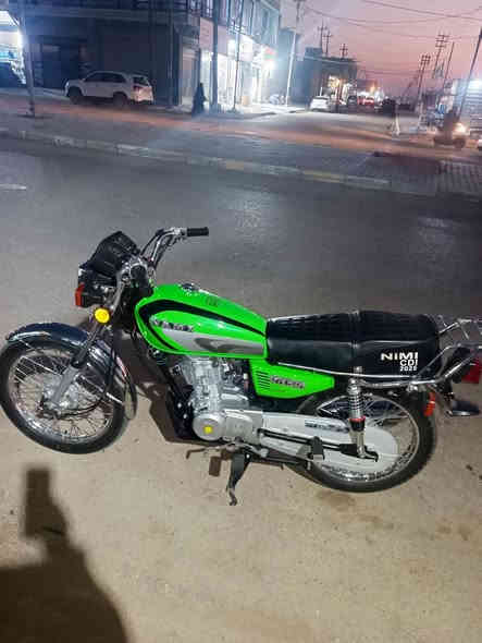 سلام عليكم دراجة للبيع نامة مديل 25 صارلة 15 يوم من طالعة من الوكيل تبديلت دهن اولة اوراقة 5 مو 3 مكفولة كفالة عامة سعرة 750 وبية مجال شراي اتصل وبخدمتك ***********
