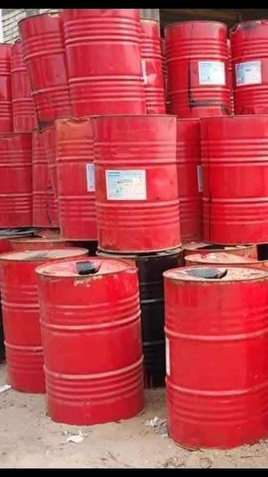 مكتب العبيدي لبيع جير وماستك شتايكر الدوره مستعدون لتزفيت دوائر الدولة والمنازل بانسب السعار ضمان 10 سنوات بدون شتايكر يوجد كادر متخصص لكوي الماستك القديم والتصليح *********** كورك 0759135394بي واتساب
