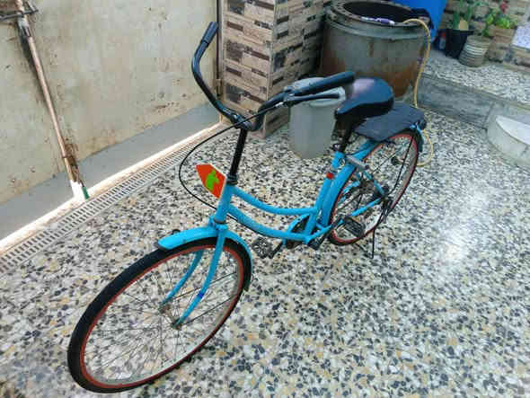 سلام عليكم بيسكل للبيع حجم 26 بيسكل جاهز مانقاصه اي شي  للعلم لبيسكل مختوم موديل (2016)   لبيسكل احله من الصور مكاني واسط نعمانيه السعر (ب95) وبي مجال  الاستفسار ادخل خاص او على الرقم *********** مو شراي لا تجي
