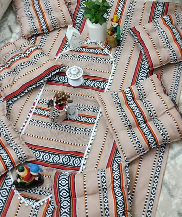 خياطة وتجهز الجلسات الرمضانيه والسفرات والموديل يكون حسب طلبكم للاستفسار ***********
