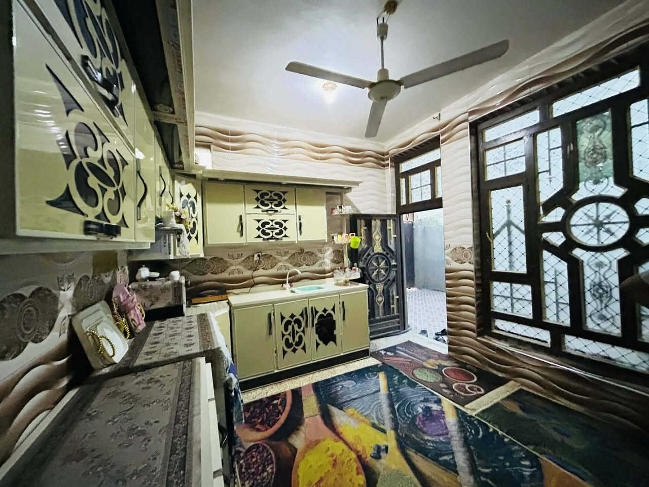 🌹.     السلام عليكم.    🌹

 🏠     #دار__للبيع   🏠

🌄🌅 #فضلا_وليس_أمرا_تابع_الصفحة_ليصلك_كل_جديد

🌐#الموقع : #موقع_راقي__ومميز

🟥🟥#الدلالية____بذمة__الطرفين

#الحمزة الغربي ⬅️ حي العسكري  ⬅️ قرب مدرسة كميل.

🟩 التفاصيل 🔻🔻

🟦النوع : طابو صرف. 

⚛️ تحويل مباشر بعد الشراء 

🟦المساحة :  165متر .

🟦 سنة البناء : حديث⬅️درجة أولى واحد على واحد.

🌌 البناء : طابوق والسقف صب كونكريت.

🌌 جميع الخدمات متوفرة ⬅️

⬅️⬅️التفاصيل   :👇

🌌🏞️ البيت متكون من طابقين ويحتوي على :
👇👇
🌌🌌الطابق الاول:

🌌 غرفة نوم عدد( 2) .

🌌 استقبال.

🌌صالة كبيرة. 

🟥مطبخ حار وبارد. 

 🌌صحيات خارجية.

🌌🌌الطابق الثاني:

🌌مخزن. 

🟥#لانسمح_بنسخ_المنشور
👇👇
🔚🔚 السعر ؛  اكتب تم ⬅️ويجيبك السعر على الخاص.
👇👇👇

للاستفسار اكثر يرجى زيارة @أبرز المعجبين مكتب دلالية الرياحين للعقار    

#الكائن الحمزة الغربي⬅️ بداية حي العسكري على الشارع الرئيسي مباشر مقابيل المدارس قرب مكتب الأخوين للإنترنت. 
                         
               

  ☎️ الاتصال على الارقام الموجودة 

                        ***********. ☎️ واتساب 

                        ***********. ☎️ واتساب 

                        ***********.☎️ واتساب 

☎️🌌للأعلان والترويج عن عقاراتكم يرجى مراسلة الصفحة أو مراسلة خدمة الزبائن واتساب. ***********☎️
