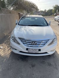 سوناتا 2014 وارد كوري  داخله للعراق كلين حادث  بالعراق السياره 1 على 1...