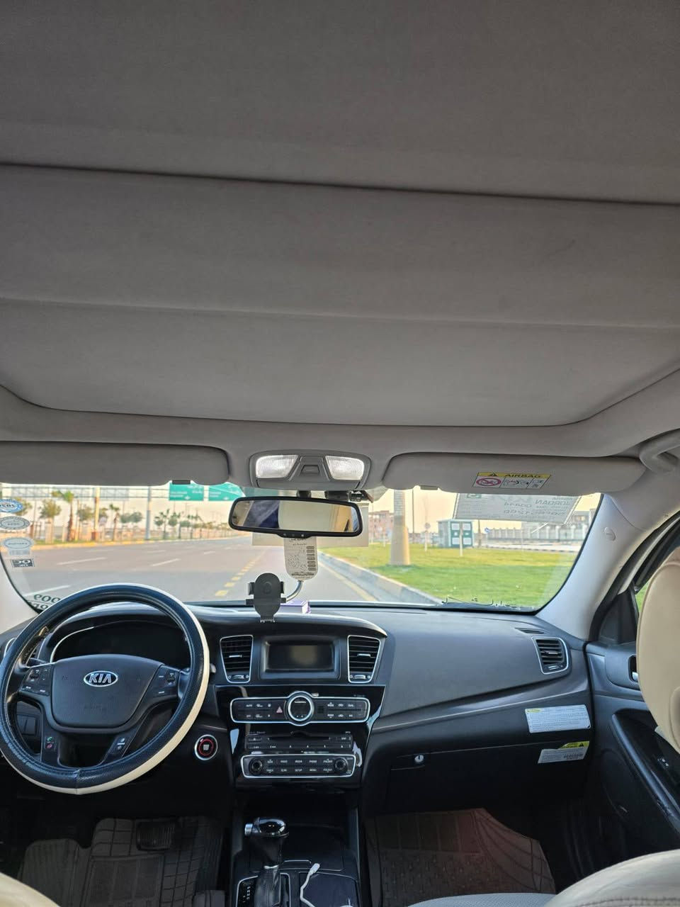 السلام عليكم كادنزه للبيع موديل  2016  خليجي فول مواصفات  السعر 165ورقه وبيها مجال مكاني الانبار الكرمة ***********
