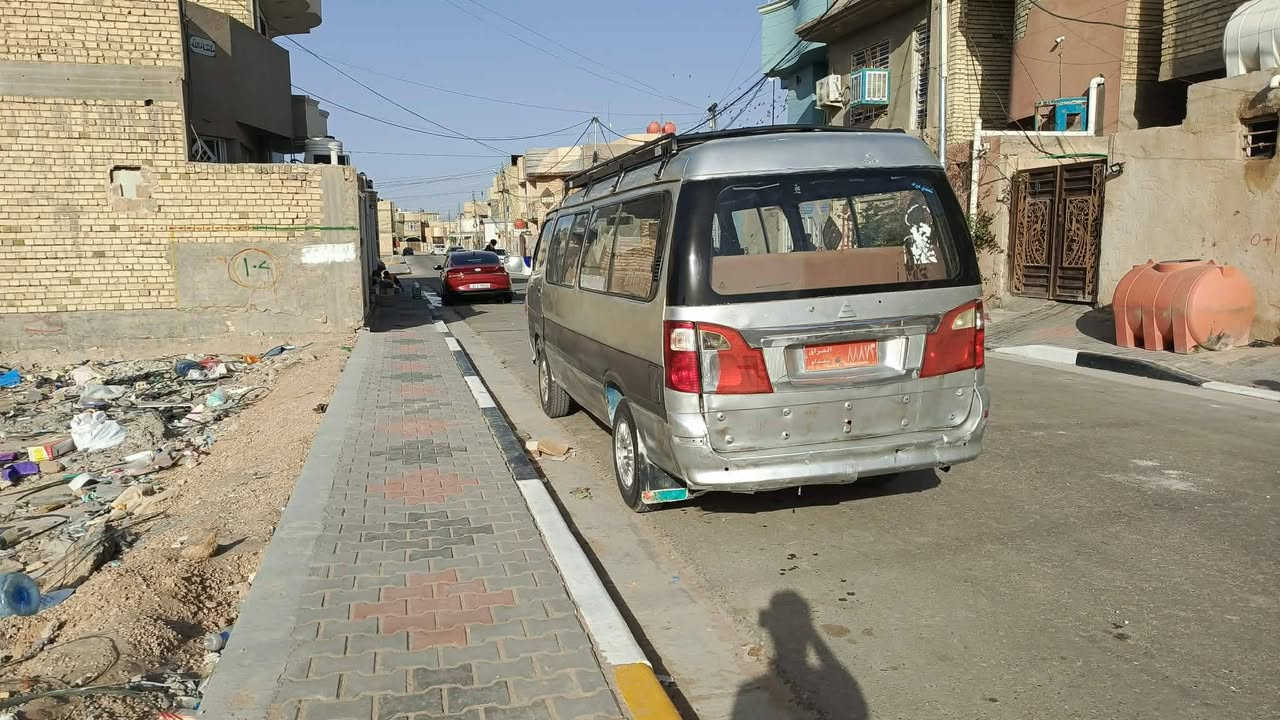 سلام عليكم اقره المنشور قبل لا تتصل اخيك فتون 2010حره تحويل مباشر عليه غرمات مرور ٤٠٠ وره المشتري وصل خط وبحث جاهز مكينه وكير بطه اوتماتيك السياره بيه ضربه بطويله التكم بيه تصليح والبجم ترهم مراوس سعره 28 وبيه مجال سنويه عم عاج مكاني بغداد الدوره ***********
