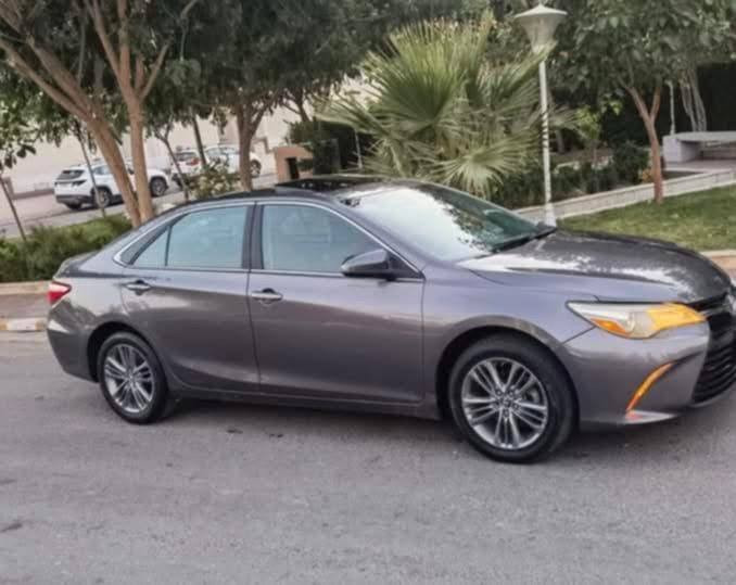 سلام عليكم كامري موديل ٢٠١٧ أمريكي بيهة ٤ قطع تبديل مثل ما موضح بالسونار مكينة ٤ سلندر فول مواصفات ماعدا البصمة رقم سليمانية الجديد السيارة جديدة بمعنى الكلمة السعر ١٣٣ و بيهة مجال حك الجية المكان تقاطع القدس هاتف ***********
